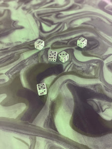 Recyled resin dice